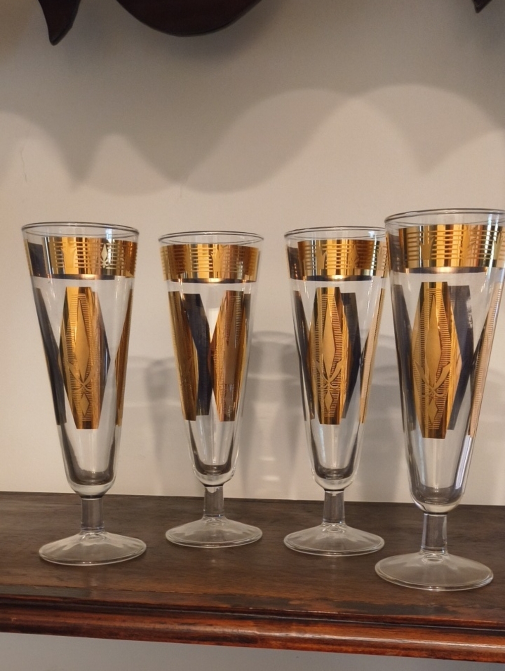 Vintage Gold-Accented Pilsner Glass Flutes - Set of 4 Mid Century Cool!